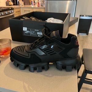 Brand new. Out of date to return. I have the original receipt from Nordstrom